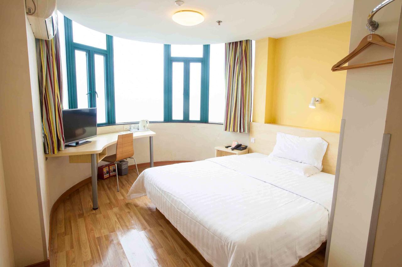 7Days Inn Nanjing Xuanwu Lake East Coach Terminal Exterior photo